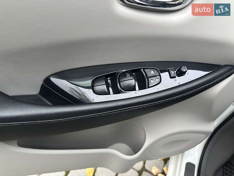 Хэтчбек Nissan Leaf 2013 в Кременце фото 22 Хэтчбек Nissan Leaf 2013 в Кременце