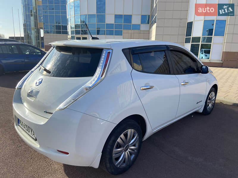 Хэтчбек Nissan Leaf 2014 в Харькове