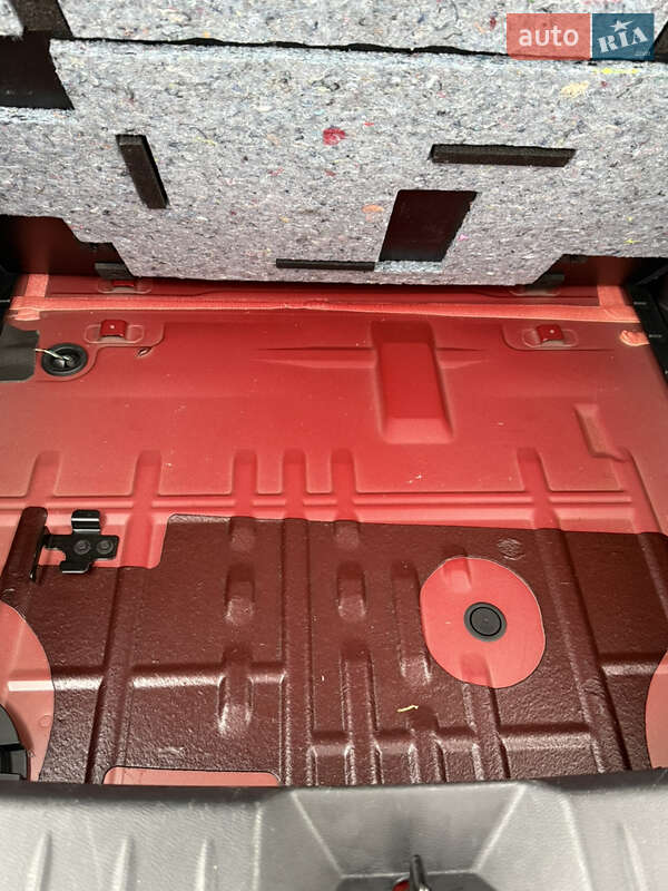 Хетчбек Nissan Leaf 2020 в Яготині