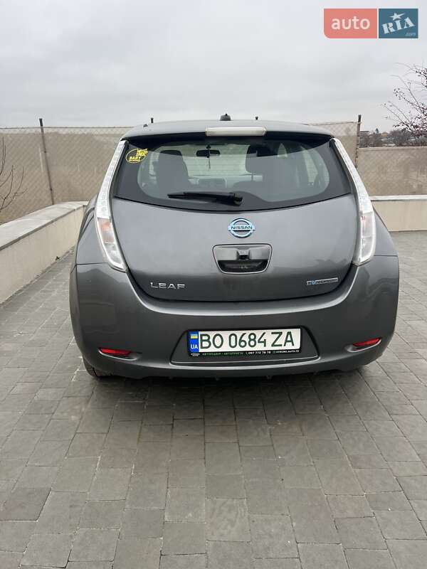 Хэтчбек Nissan Leaf 2016 в Тернополе