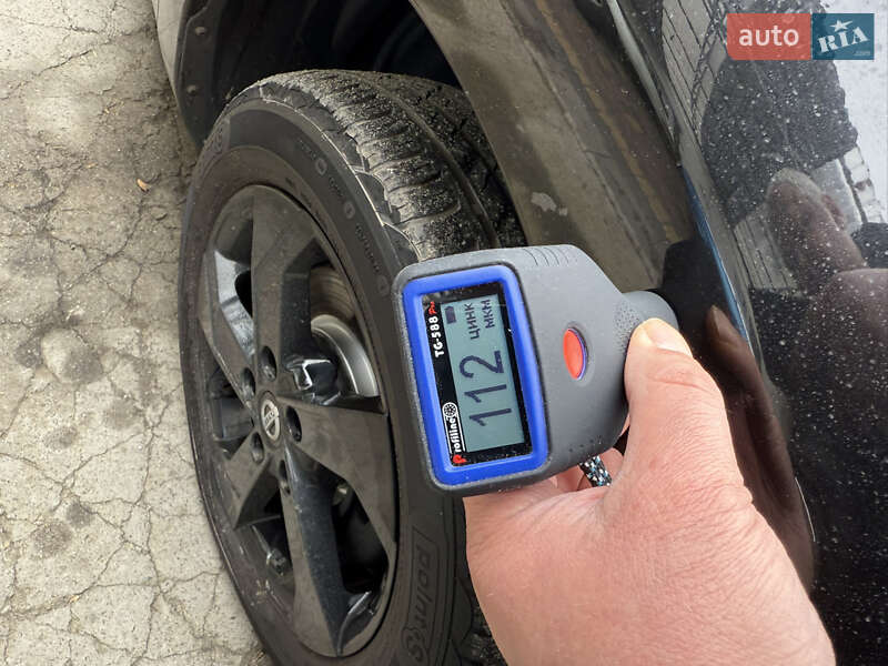 Хетчбек Nissan Leaf 2014 в Умані