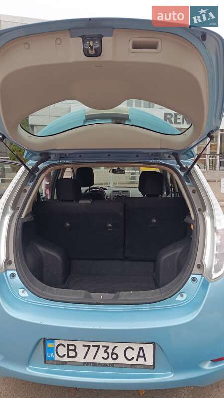 Хэтчбек Nissan Leaf 2014 в Чернигове