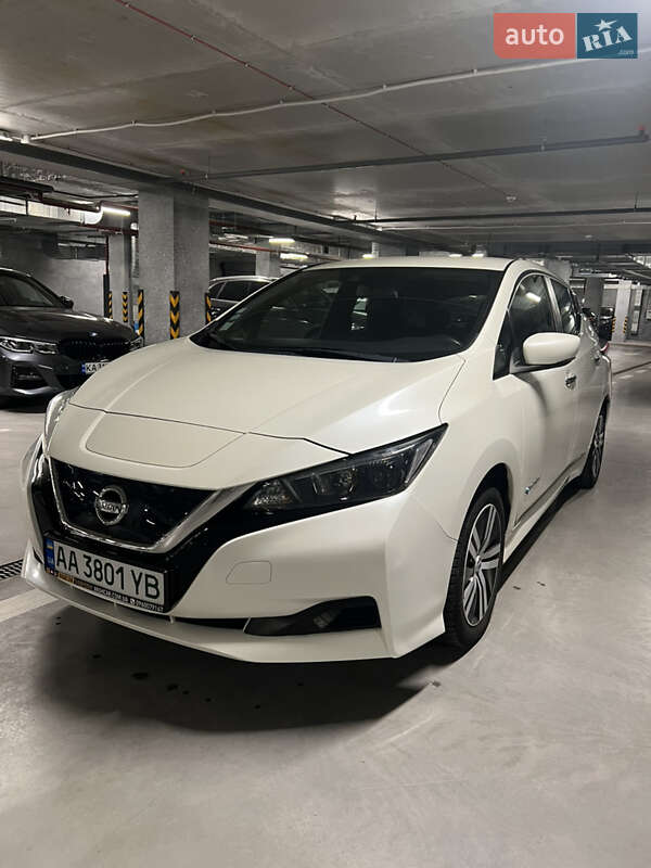 Хэтчбек Nissan Leaf 2018 в Киеве фото 2 Хэтчбек Nissan Leaf 2018 в Киеве