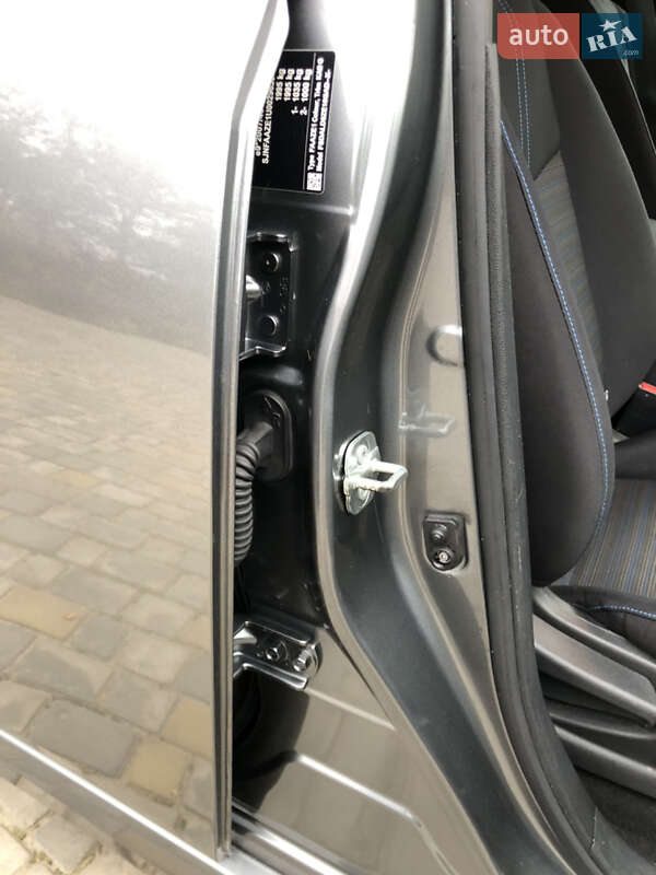 Хэтчбек Nissan Leaf 2018 в Харькове фото 13 Хэтчбек Nissan Leaf 2018 в Харькове