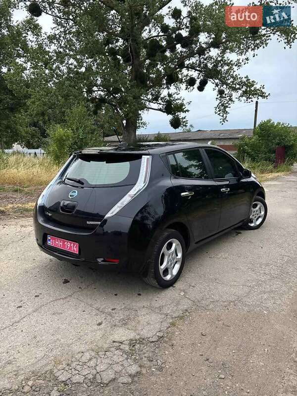 Хэтчбек Nissan Leaf 2013 в Галиче