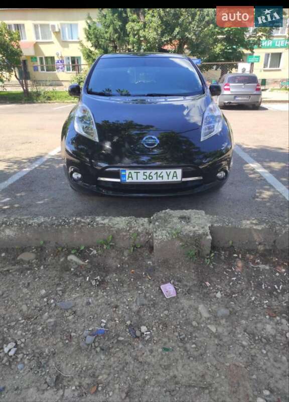 Хэтчбек Nissan Leaf 2013 в Галиче