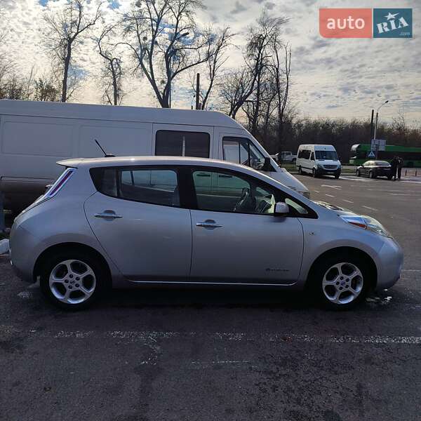 Хэтчбек Nissan Leaf 2011 в Харькове фото 3 Хэтчбек Nissan Leaf 2011 в Харькове