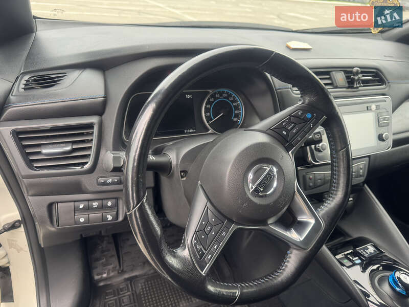 Хетчбек Nissan Leaf 2019 в Одесі