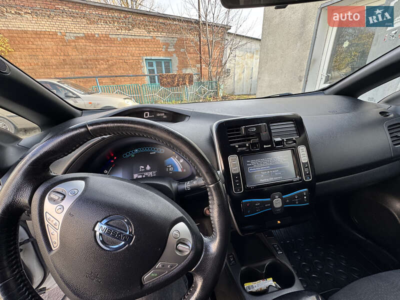 Хэтчбек Nissan Leaf 2014 в Волочиске фото 14 Хэтчбек Nissan Leaf 2014 в Волочиске