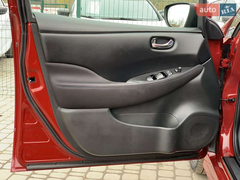 Хэтчбек Nissan Leaf 2020 в Бердичеве