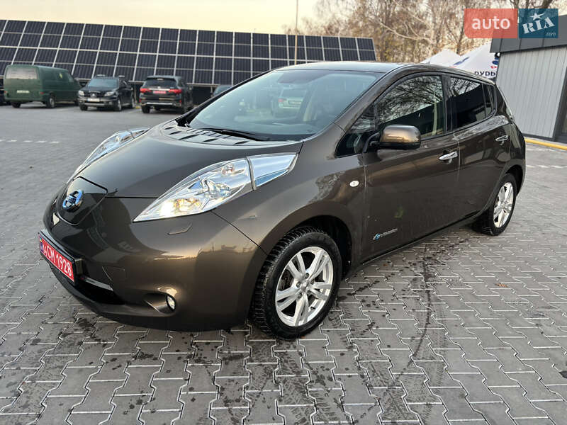 Хетчбек Nissan Leaf 2016 в Володимирі