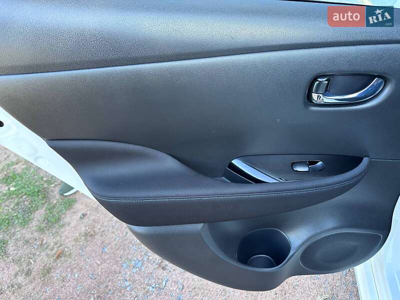 Хэтчбек Nissan Leaf 2020 в Харькове