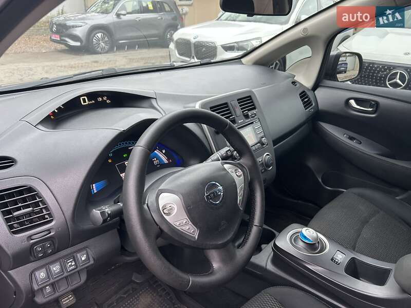 Хетчбек Nissan Leaf 2015 в Одесі