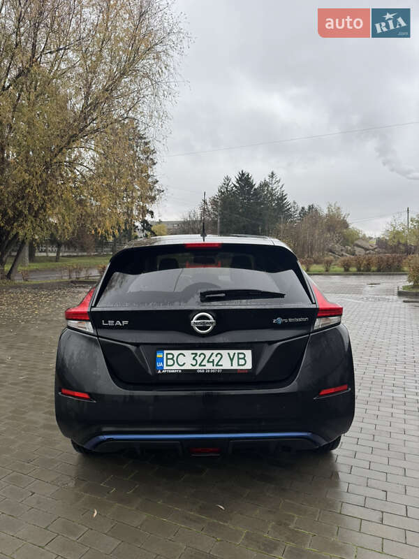 Хэтчбек Nissan Leaf 2018 в Луцке