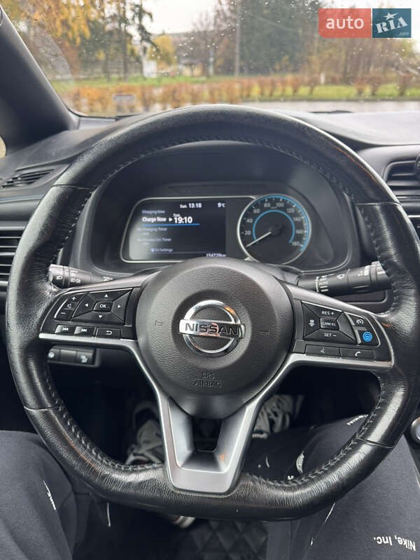 Хэтчбек Nissan Leaf 2018 в Луцке
