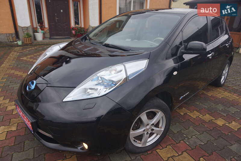 Хэтчбек Nissan Leaf 2012 в Самборе