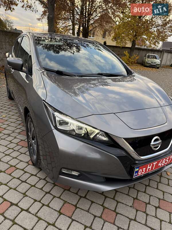 Хэтчбек Nissan Leaf 2018 в Тернополе фото 3 Хэтчбек Nissan Leaf 2018 в Тернополе