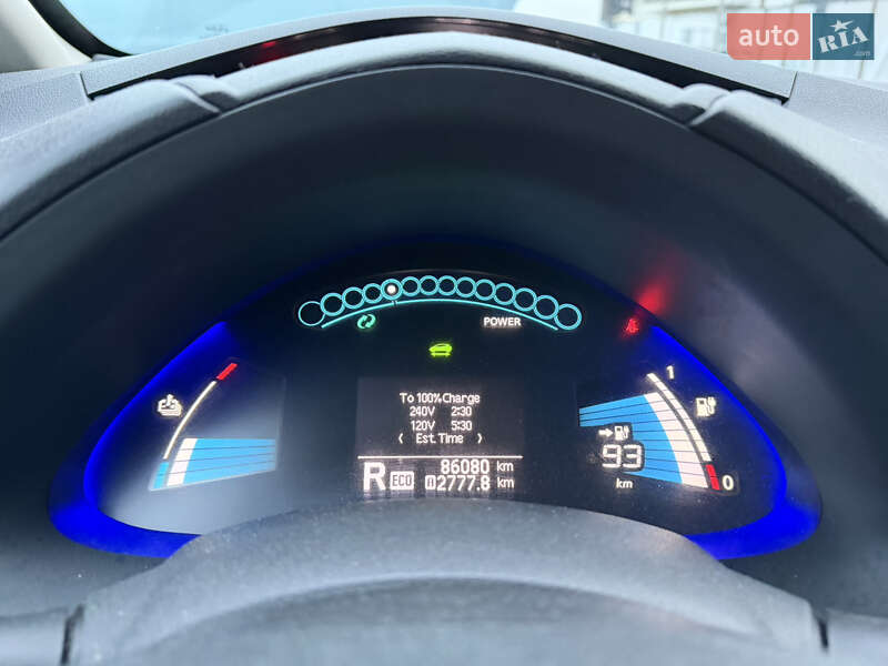 Хэтчбек Nissan Leaf 2014 в Тернополе
