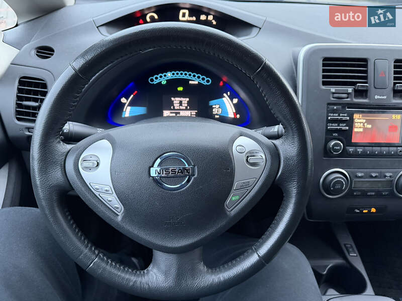 Хэтчбек Nissan Leaf 2014 в Тернополе