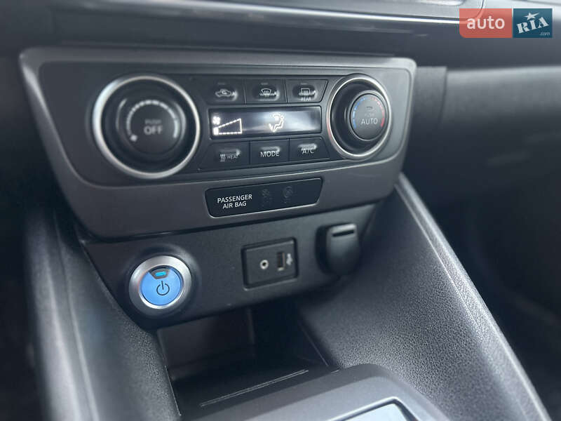 Хетчбек Nissan Leaf 2018 в Тернополі