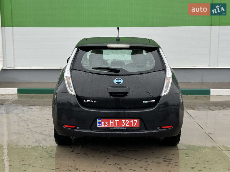 Хетчбек Nissan Leaf 2013 в Олександрії
