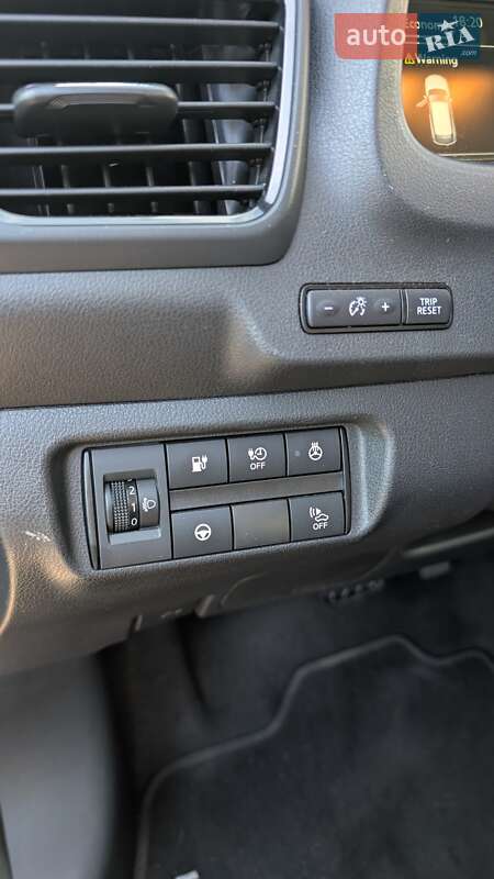 Хэтчбек Nissan Leaf 2021 в Киеве