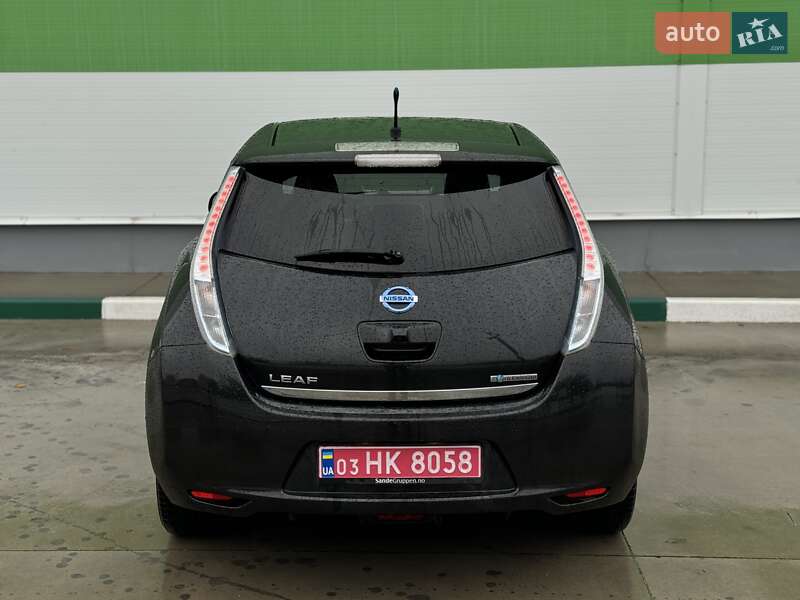 Хетчбек Nissan Leaf 2013 в Олександрії