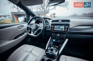 Хетчбек Nissan Leaf 2018 в Умані