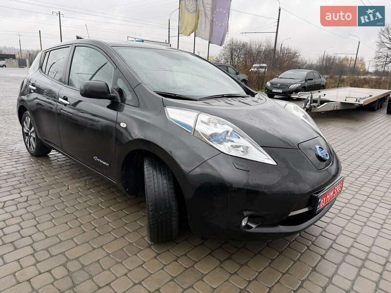 Хетчбек Nissan Leaf 2016 в Луцьку
