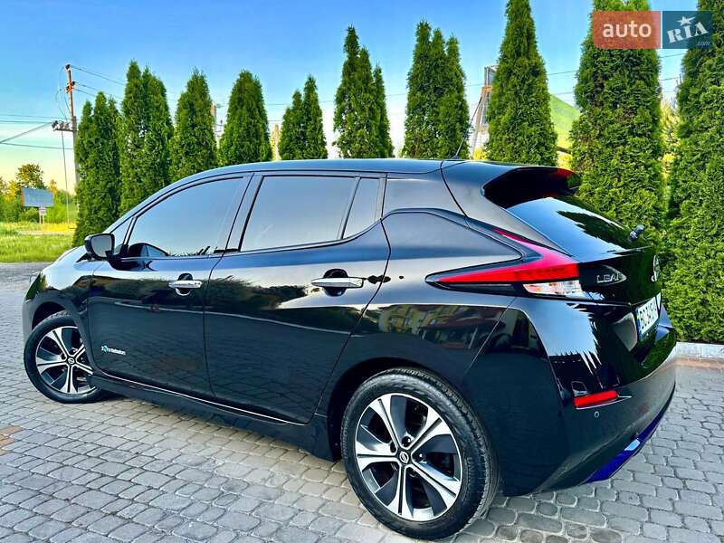 Хэтчбек Nissan Leaf 2018 в Трускавце
