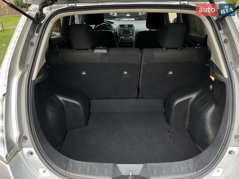 Хетчбек Nissan Leaf 2015 в Львові