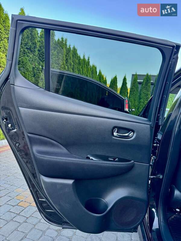 Хэтчбек Nissan Leaf 2018 в Трускавце