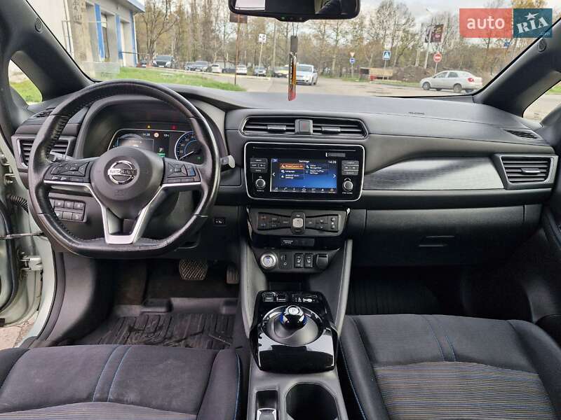 Хетчбек Nissan Leaf 2018 в Миколаєві