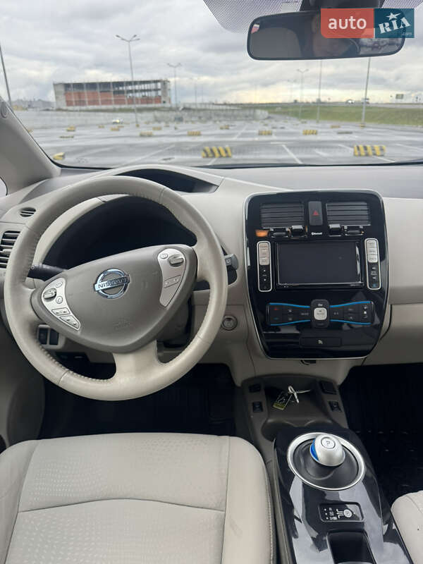 Хетчбек Nissan Leaf 2012 в Львові
