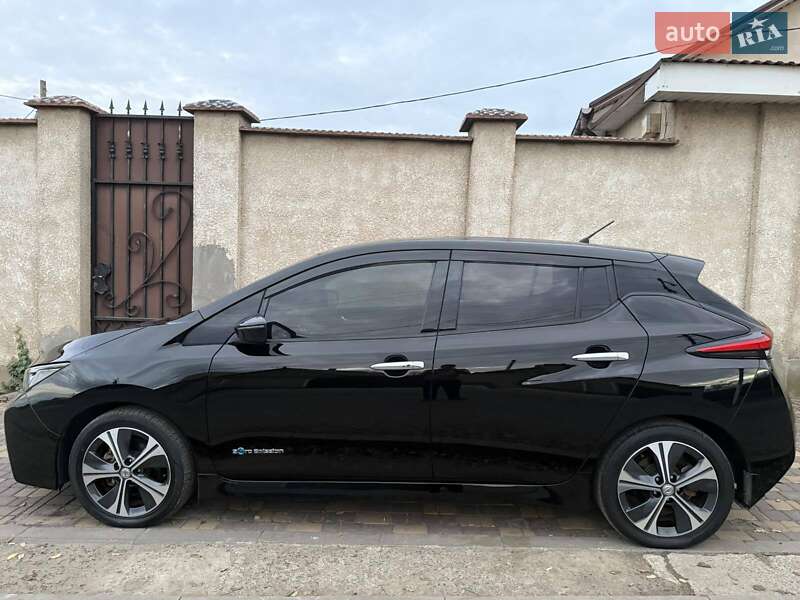 Хэтчбек Nissan Leaf 2018 в Белгороде-Днестровском