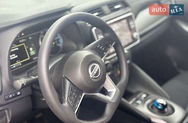 Хэтчбек Nissan Leaf 2023 в Полтаве