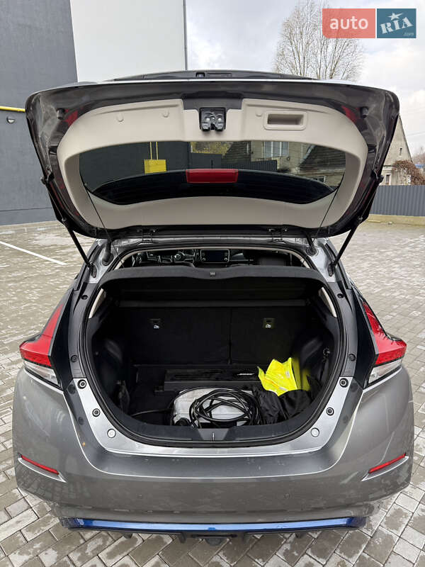 Хетчбек Nissan Leaf 2019 в Кременці