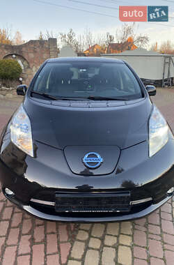 Хэтчбек Nissan Leaf 2015 в Хмельницком