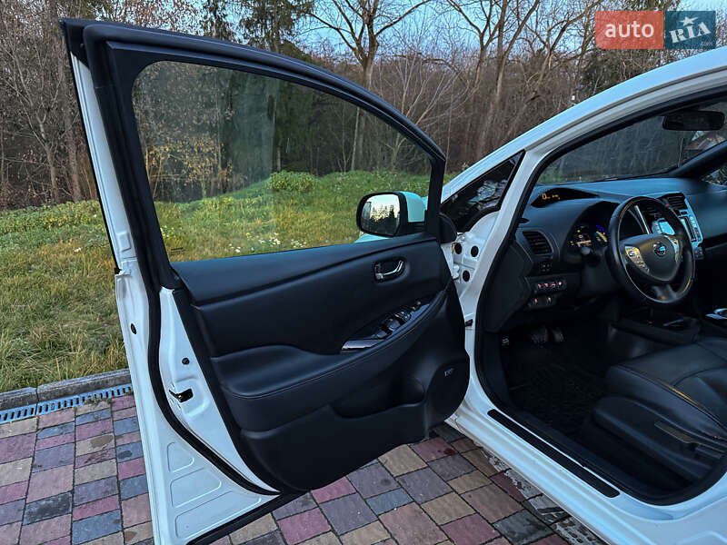 Хэтчбек Nissan Leaf 2017 в Тернополе фото 21 Хэтчбек Nissan Leaf 2017 в Тернополе