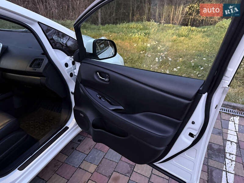 Хэтчбек Nissan Leaf 2017 в Тернополе фото 44 Хэтчбек Nissan Leaf 2017 в Тернополе