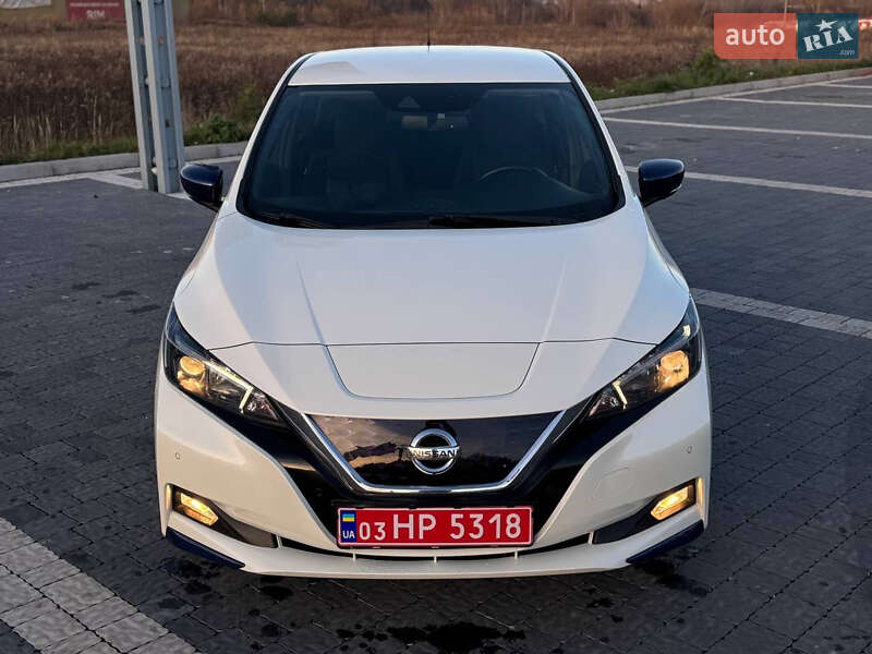 Хэтчбек Nissan Leaf 2018 в Львове