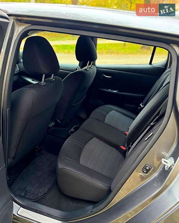 Хэтчбек Nissan Leaf 2022 в Кропивницком фото 5 Хэтчбек Nissan Leaf 2022 в Кропивницком