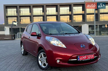 Хэтчбек Nissan Leaf 2013 в Львове