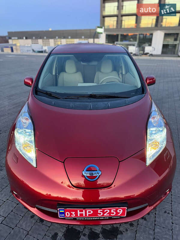 Хэтчбек Nissan Leaf 2013 в Львове фото 5 Хэтчбек Nissan Leaf 2013 в Львове