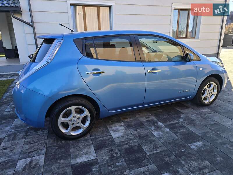 Хэтчбек Nissan Leaf 2011 в Ивано-Франковске фото 6 Хэтчбек Nissan Leaf 2011 в Ивано-Франковске