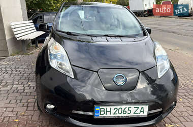 Хетчбек Nissan Leaf 2011 в Одесі