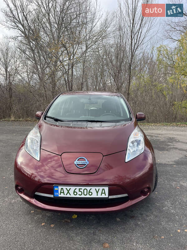 Хэтчбек Nissan Leaf 2016 в Харькове фото 10 Хэтчбек Nissan Leaf 2016 в Харькове