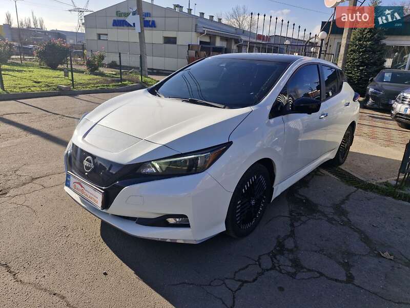 Хэтчбек Nissan Leaf 2023 в Николаеве фото 3 Хэтчбек Nissan Leaf 2023 в Николаеве