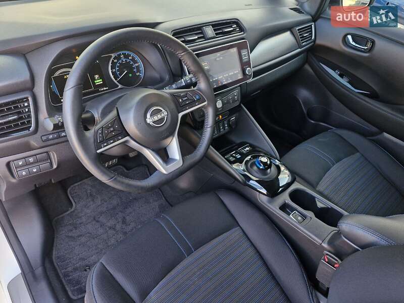 Хэтчбек Nissan Leaf 2023 в Николаеве фото 17 Хэтчбек Nissan Leaf 2023 в Николаеве