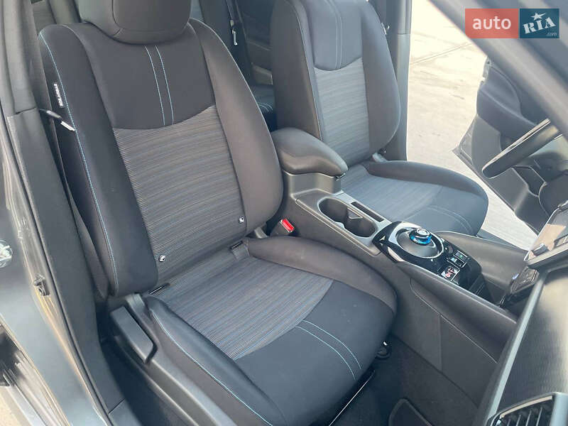 Хэтчбек Nissan Leaf 2020 в Луцке фото 24 Хэтчбек Nissan Leaf 2020 в Луцке